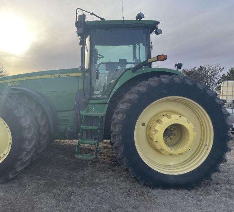 Used 2008 JOHN DEERE 8430