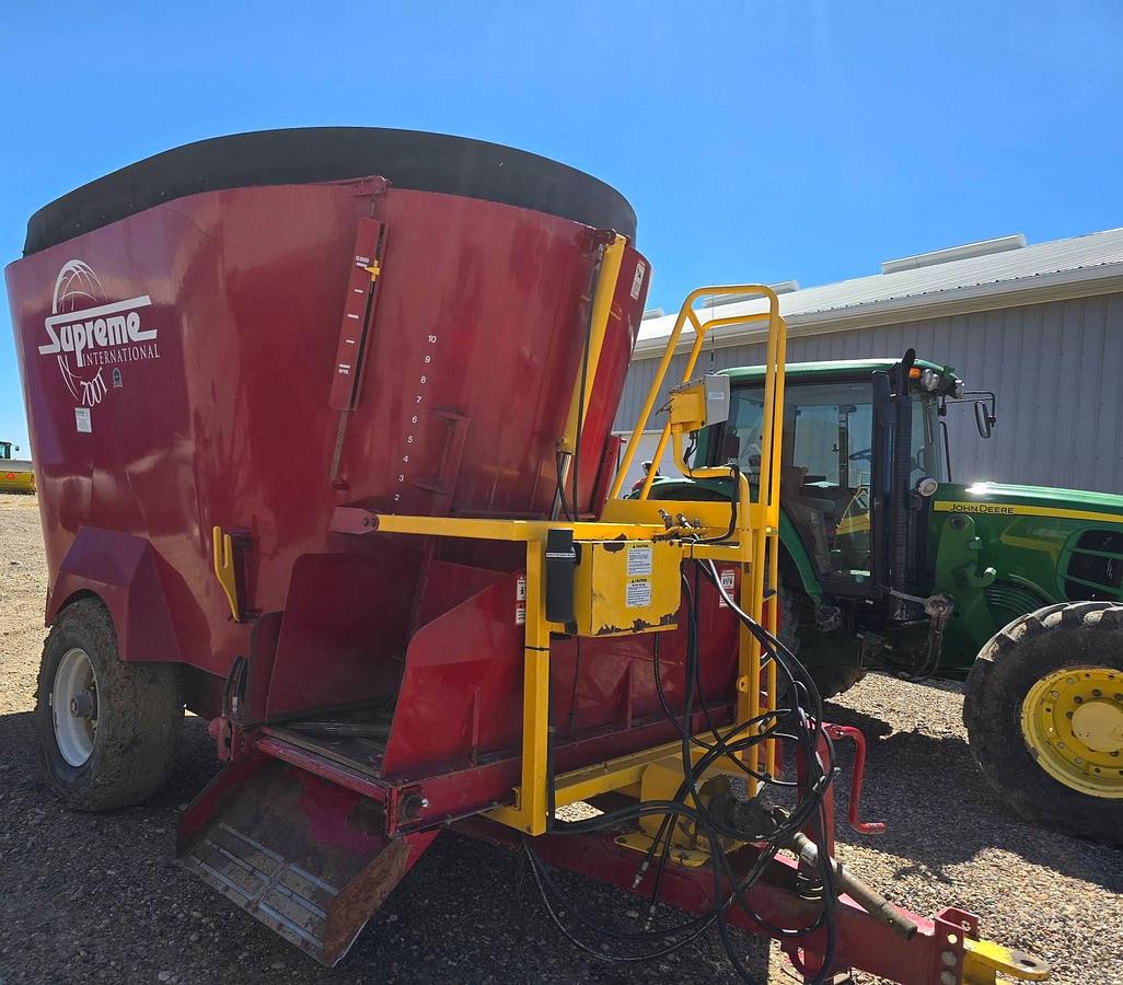 Used 2014 Supreme 700P