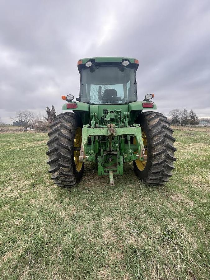 Used 2003 John Deere 7820 Tractor