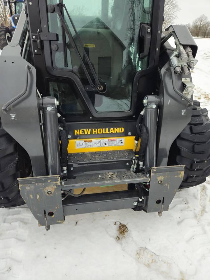 Used 2024 New Holland L328