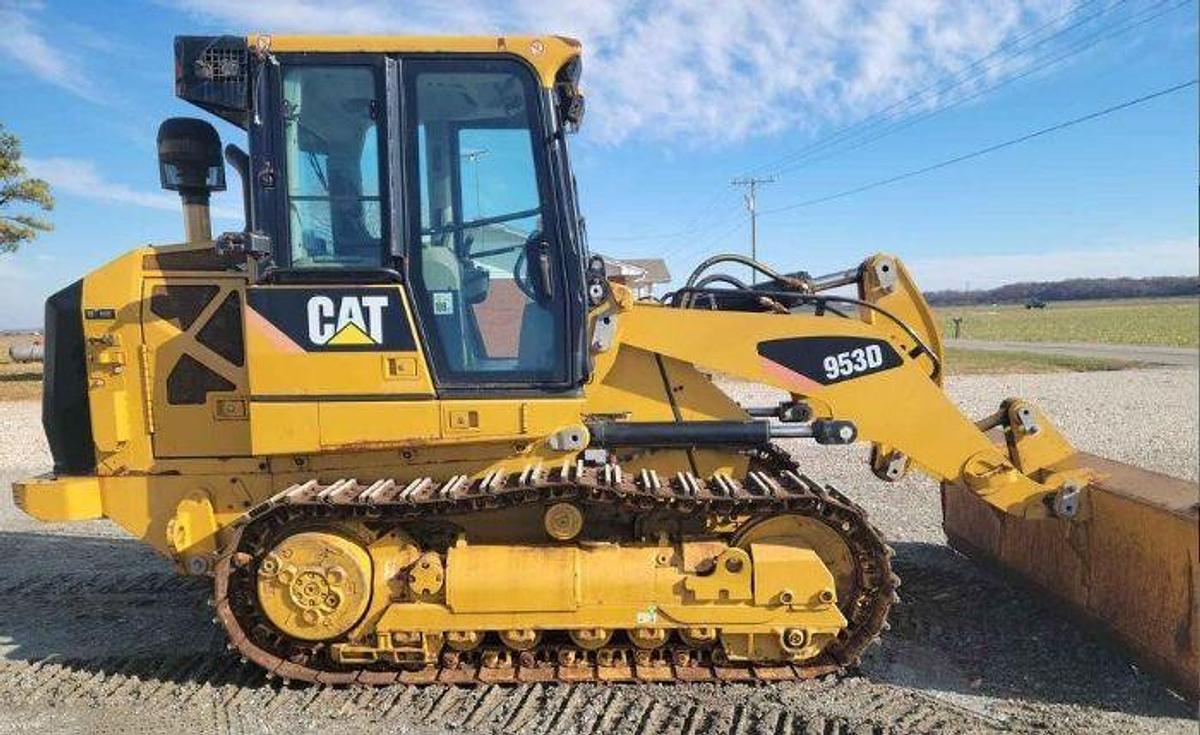 Used 2012 CATERPILLAR 953D