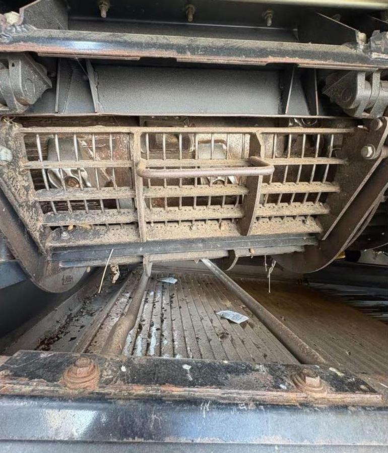 Used 2010 New Holland 9070