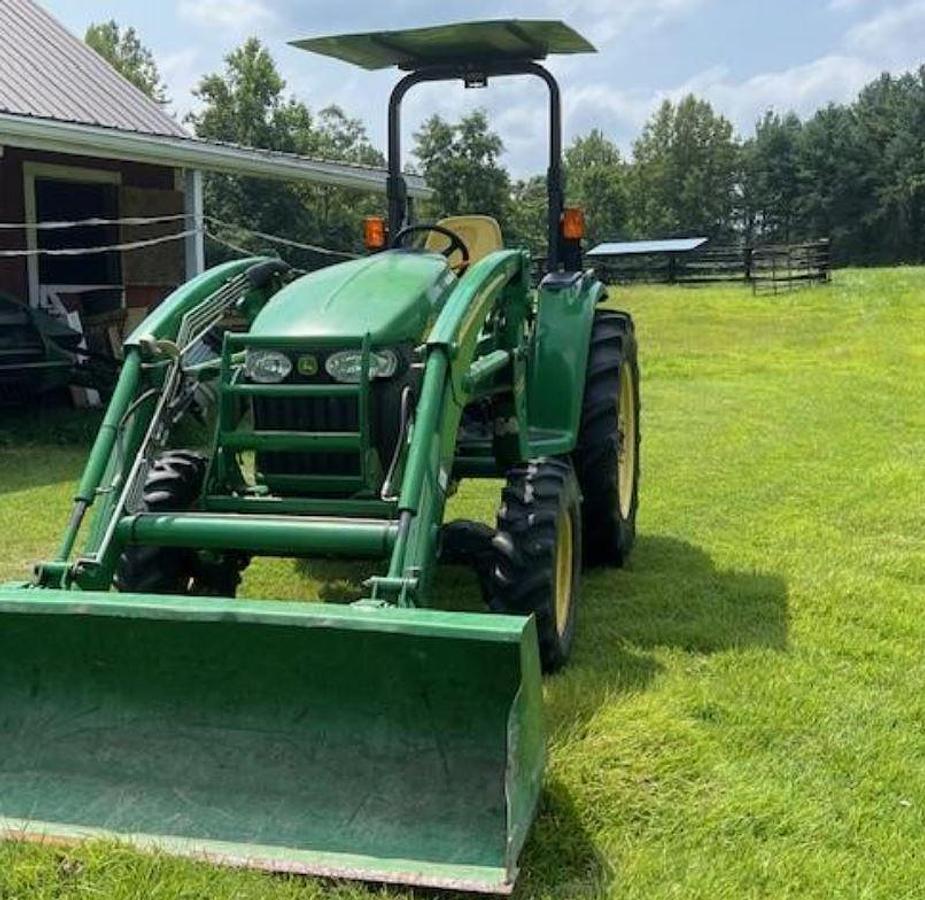 Used 2004 John Deere 4120