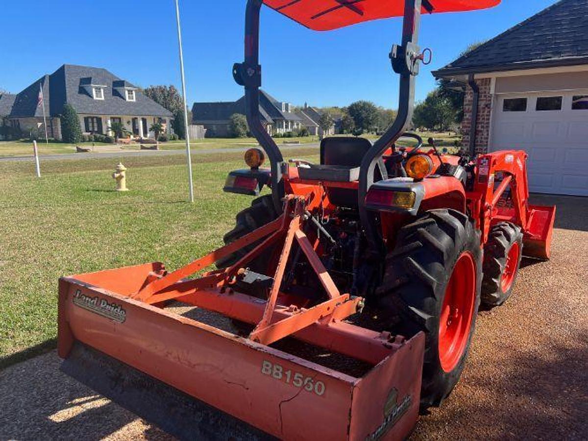 Used 2013 Kubota L3800