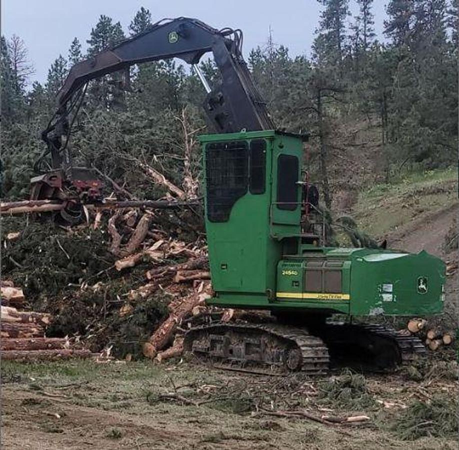 Used 2009 JOHN DEERE 2454D