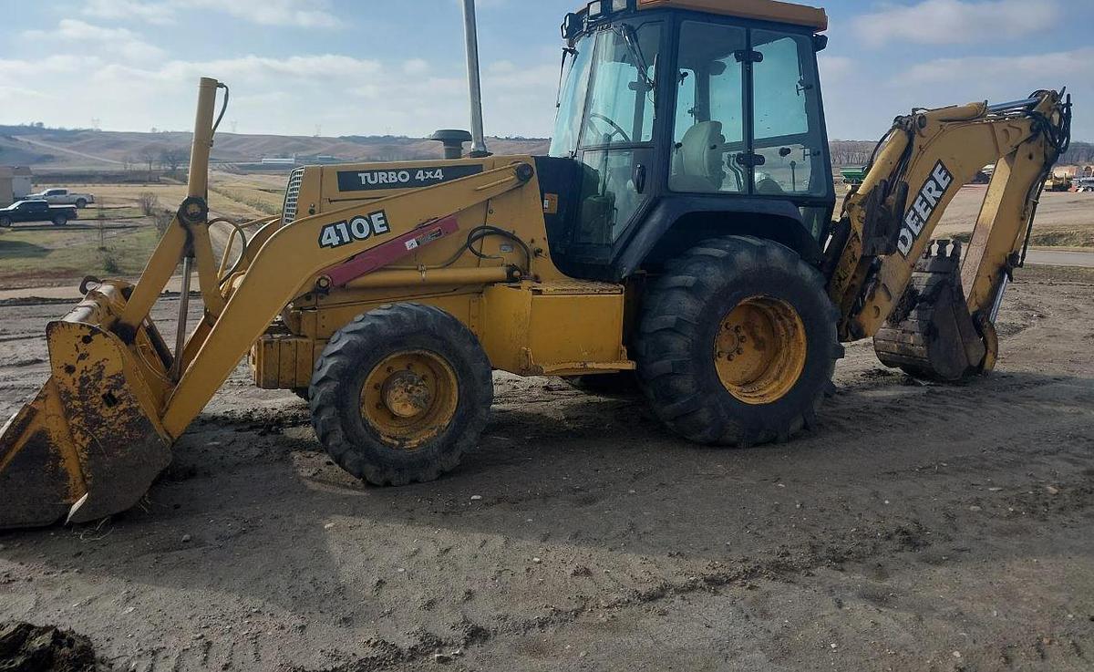 Used 1999 DEERE 410E