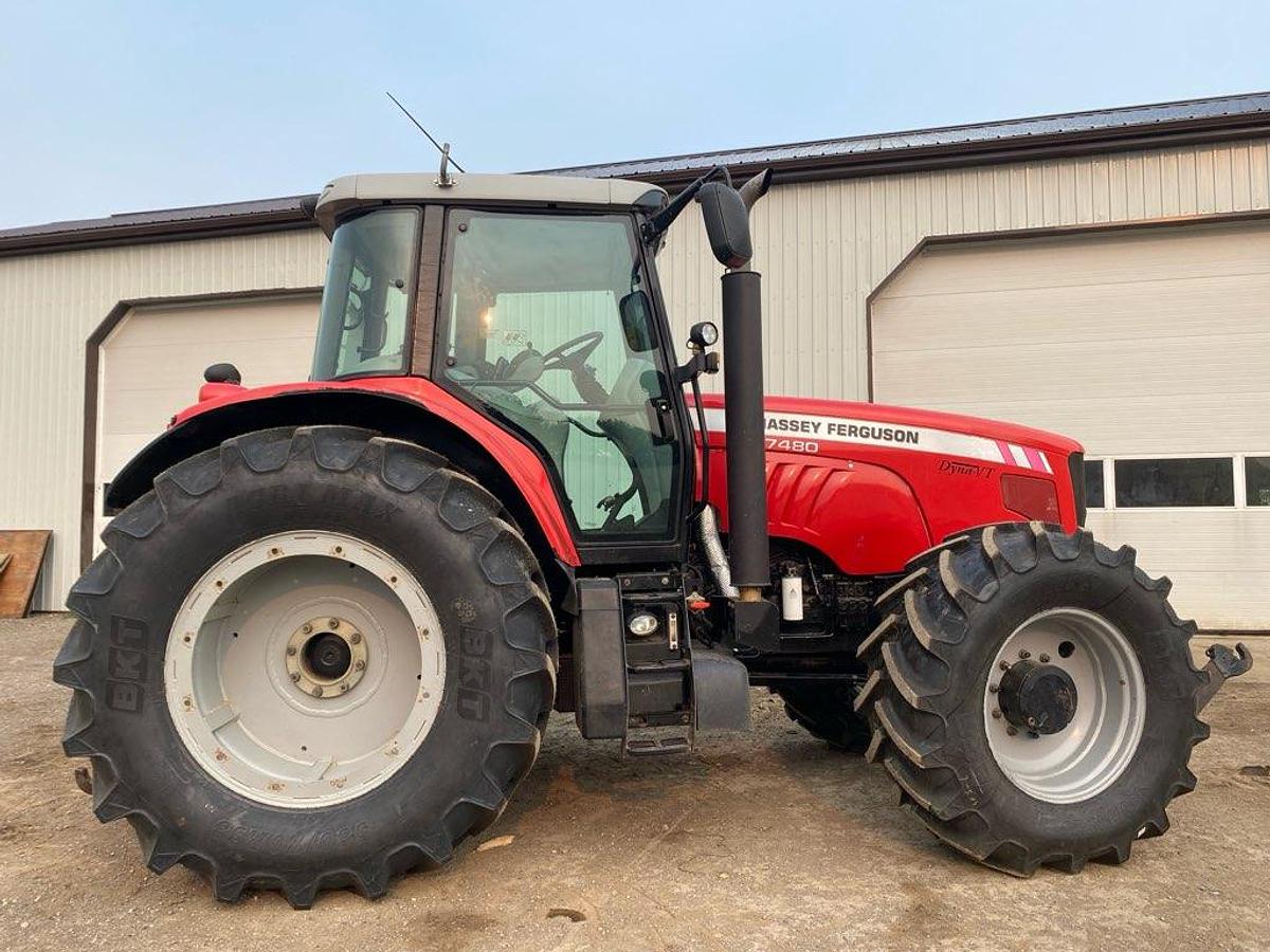 Used 2010 MASSEY FERGUSON 7480 Tractor
