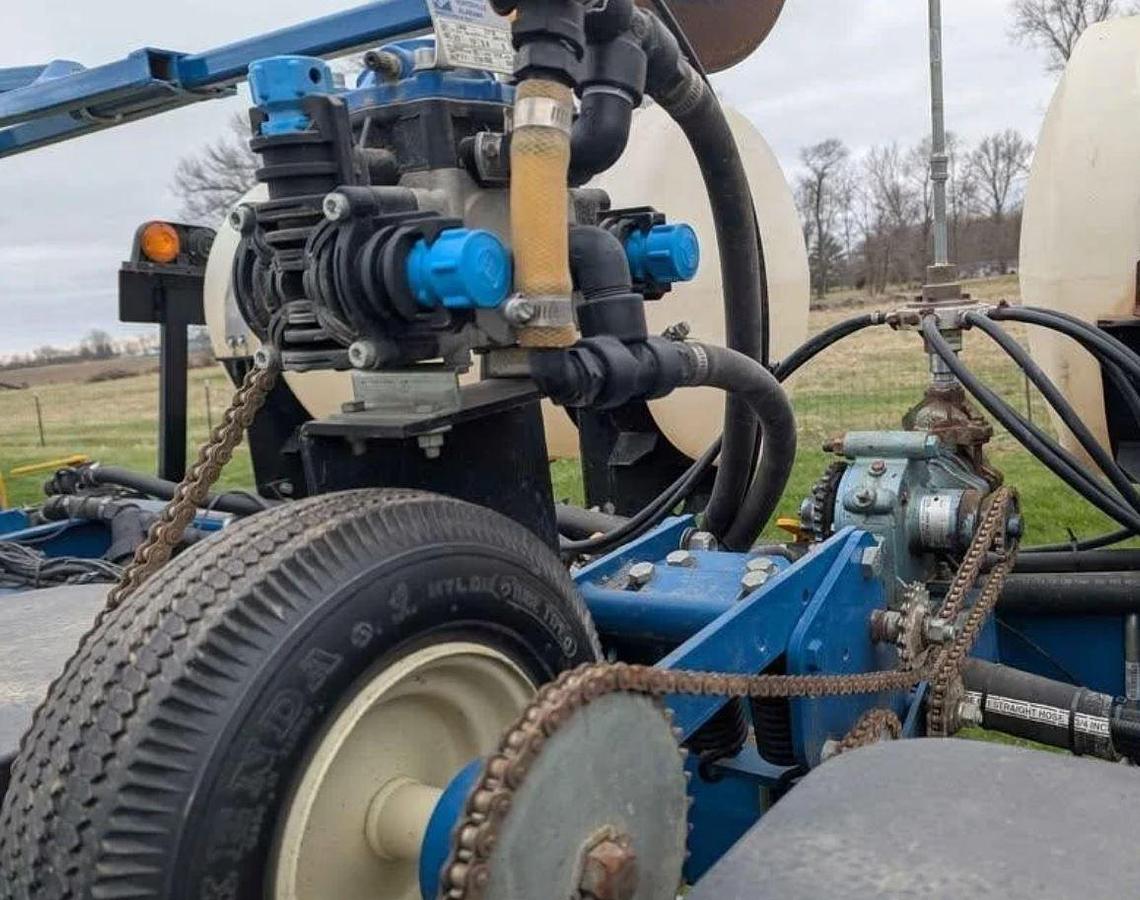Used 2014 Kinze 3500