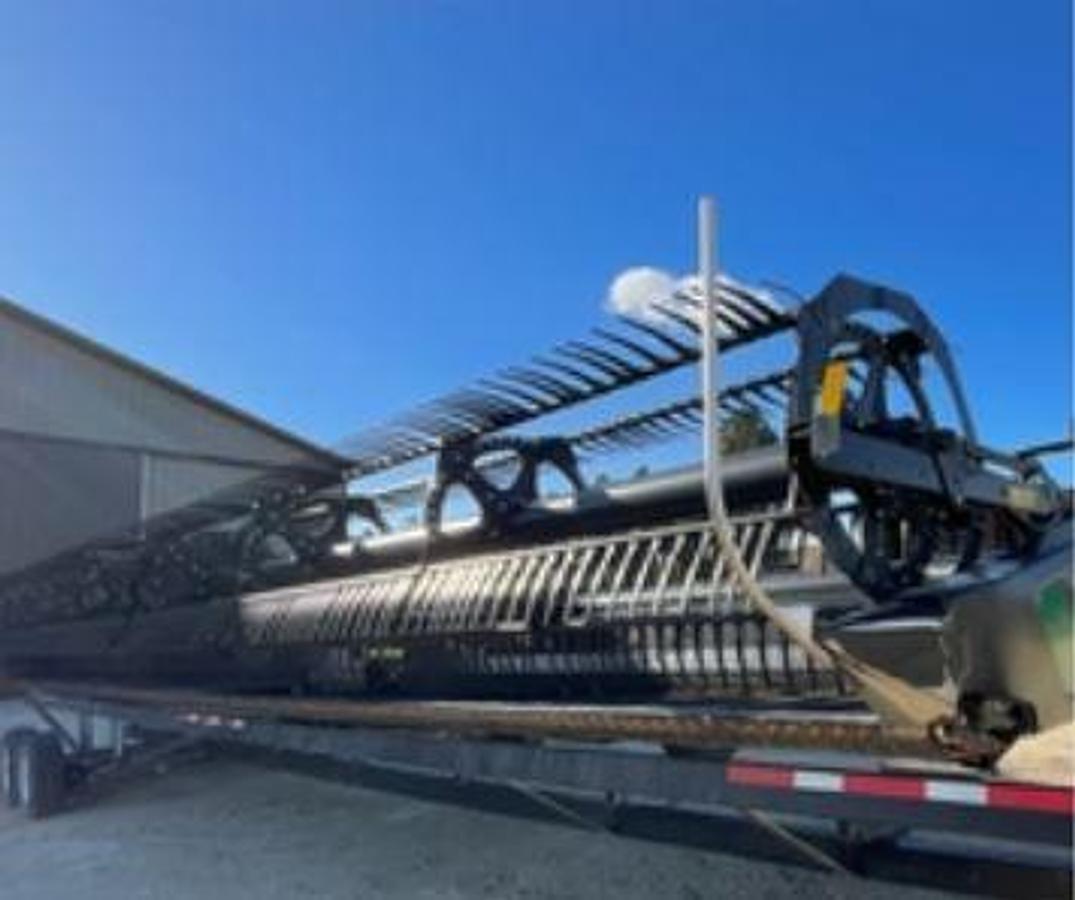 Used 2019 MacDon FD140 Flex Draper