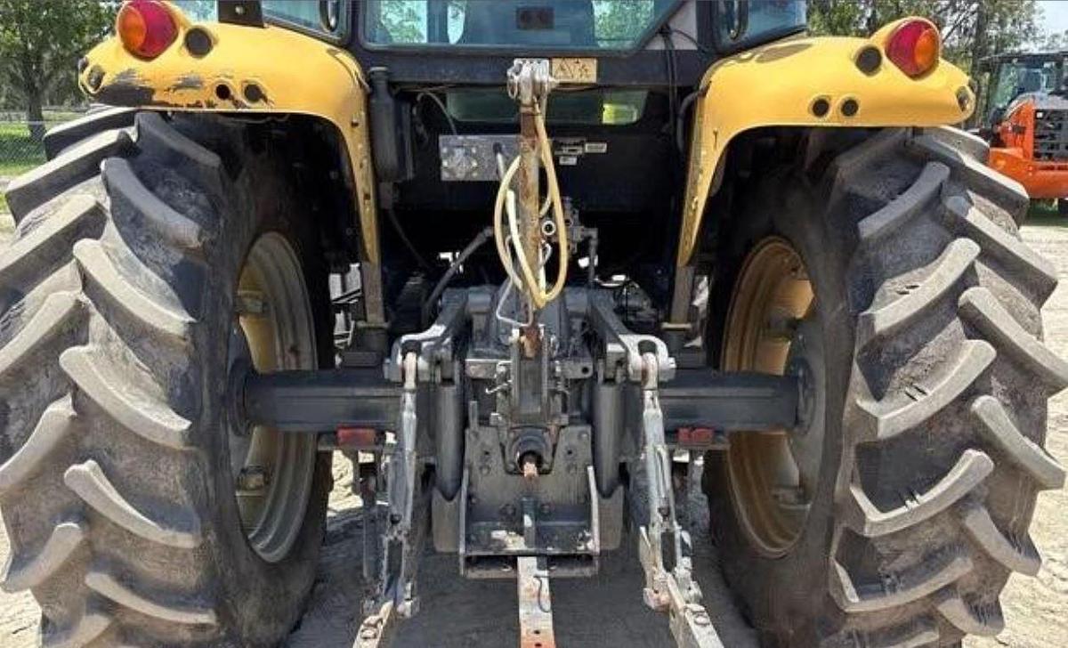 Used 2012 Challenger MT465B Tractor
