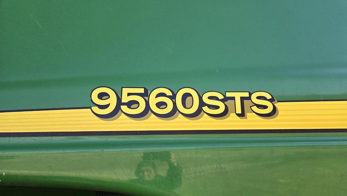 Used 2005 John Deere 9560 STS