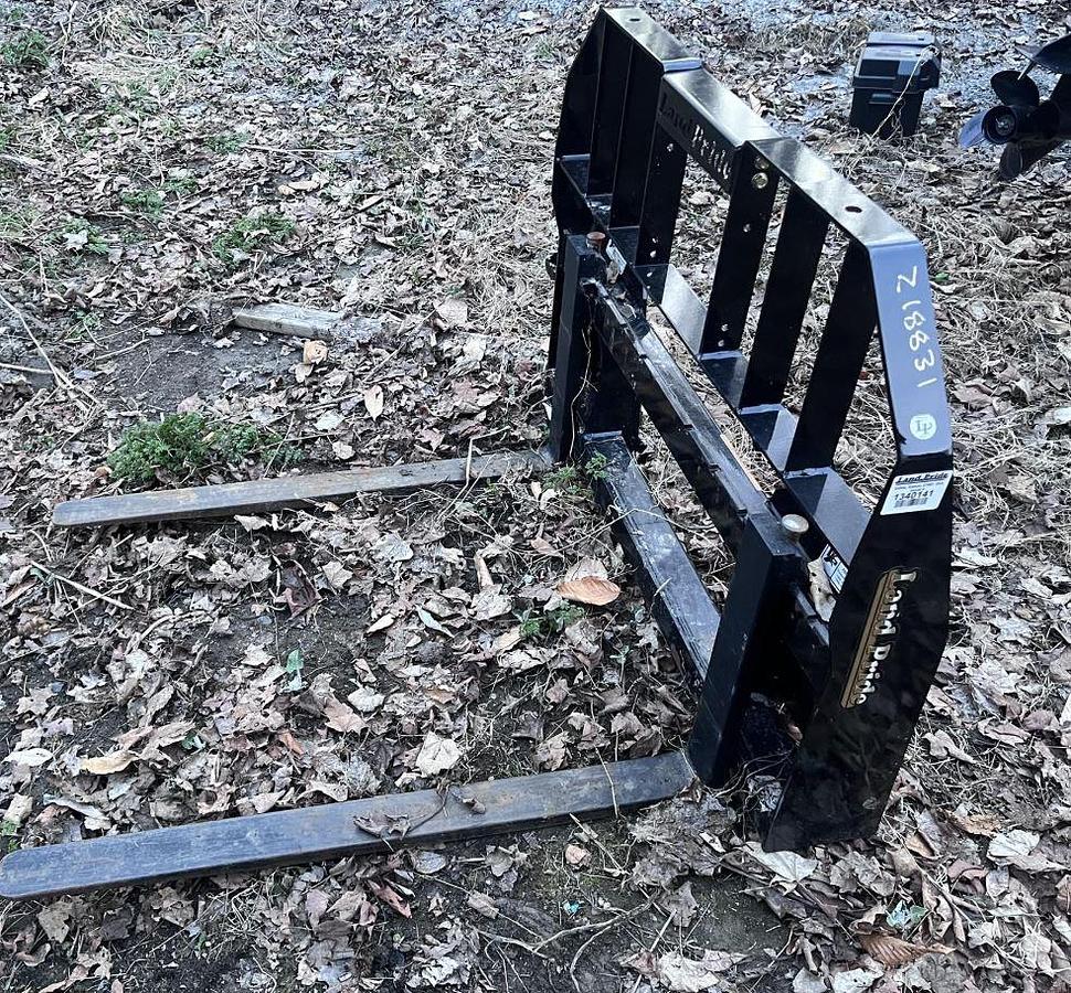 Used 2019 Kubota L2501HST