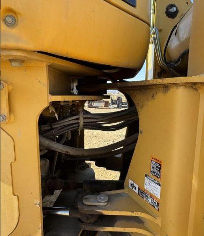 Used 1999 JOHN DEERE 624H