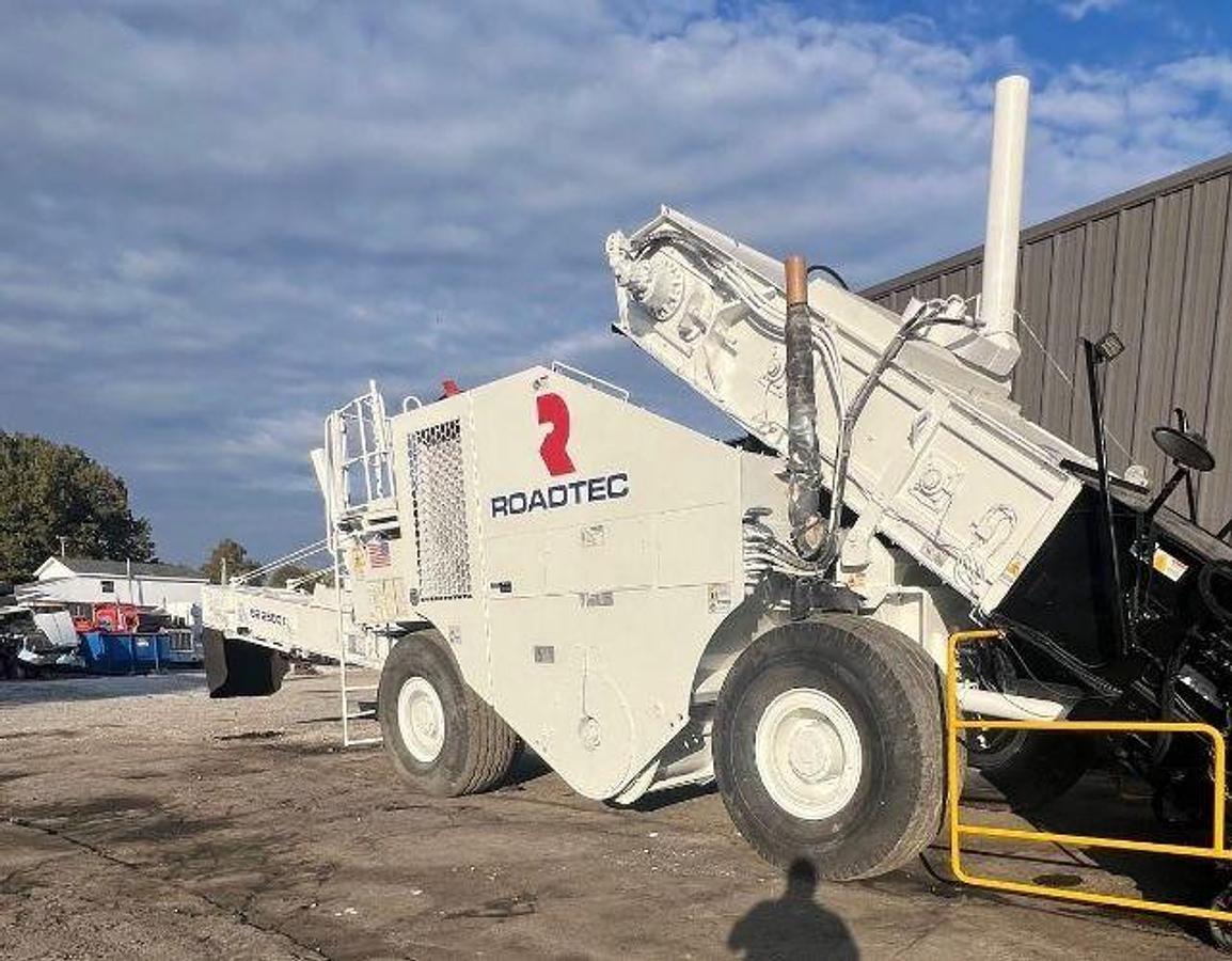 Used 2018 Roadtec SB2500E