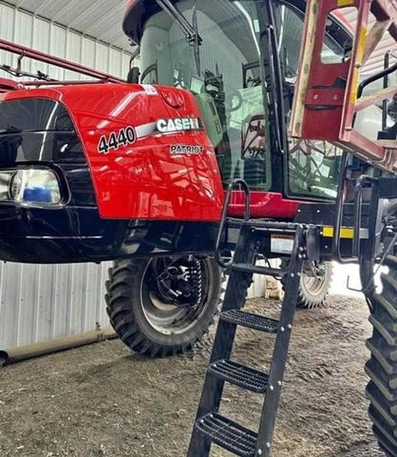 Used 2022 Case IH Patriot 4440 Self Propelled Sprayer