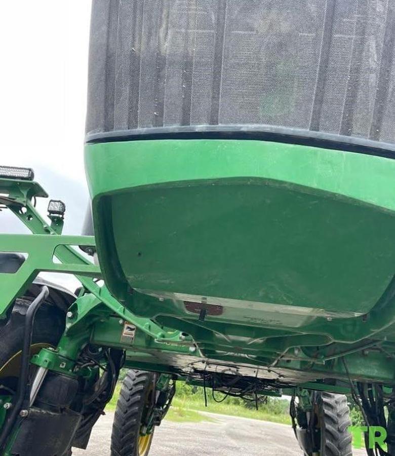 Used 2019 John Deere R4038 Self-Propelled Sprayer