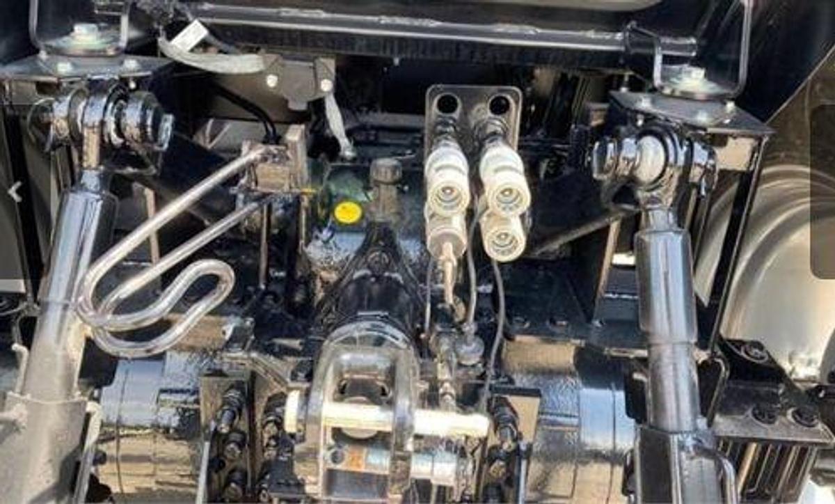 Used 2022 Mahindra 6075 PST