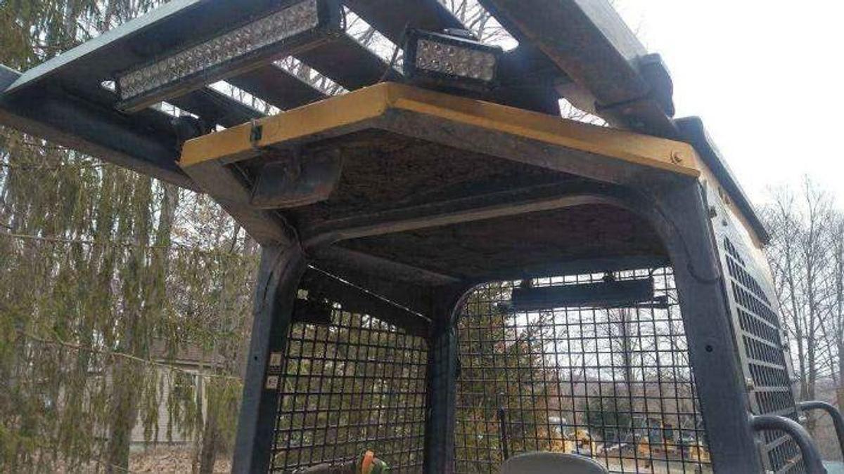 Used 2008 JOHN DEERE 700J LGP