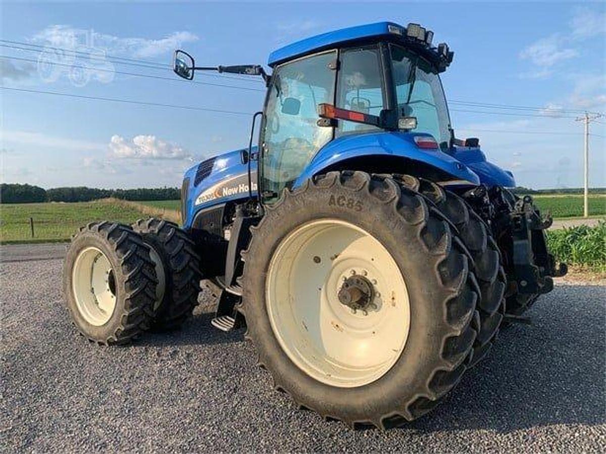 Used 2006 NEW HOLLAND TG305