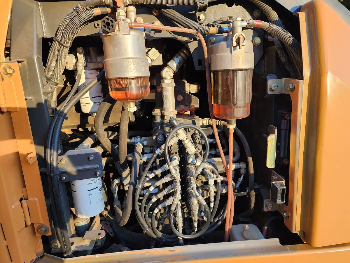 Used 2017 Case CX80C