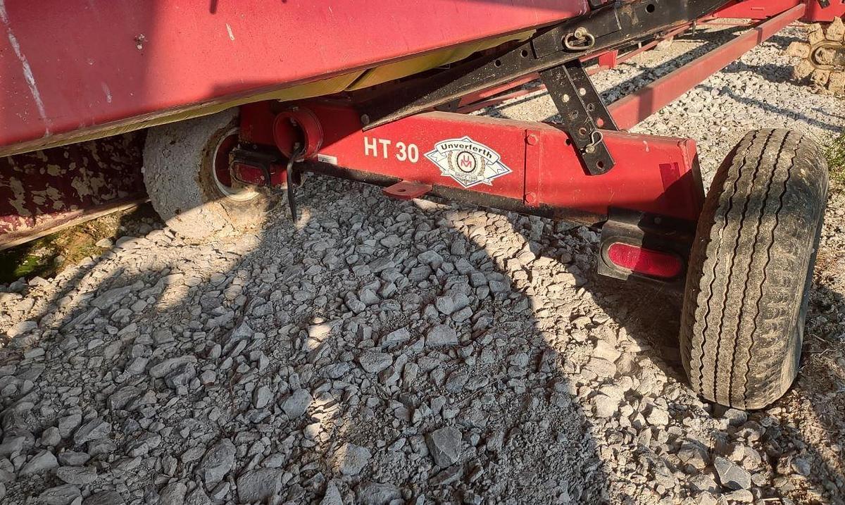 Used 1999 John Deere 9610 with Header and Cart