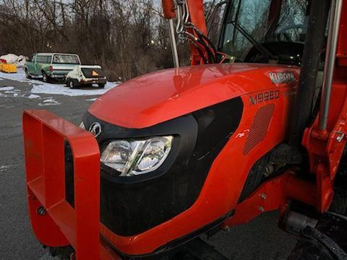 Used 2013 Kubota M9960D