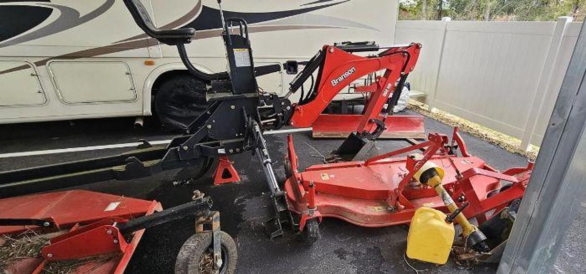 Used 2019 Branson 4520R