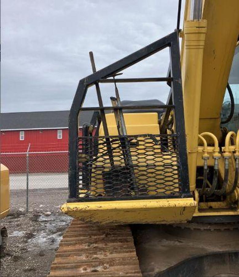 Used 2017 KOMATSU PC240 LC 11