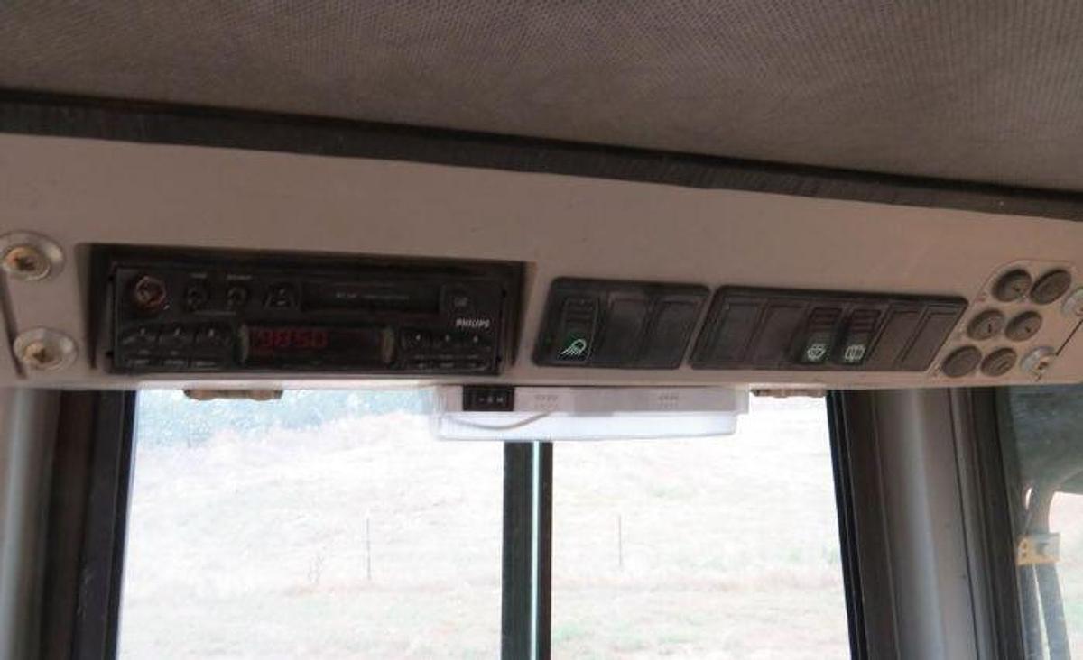 Used 2004 JOHN DEERE 755C