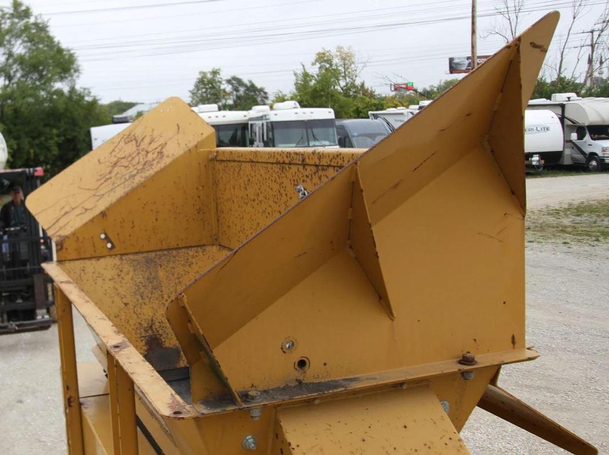 Used 2013 Screen Machine Might 2