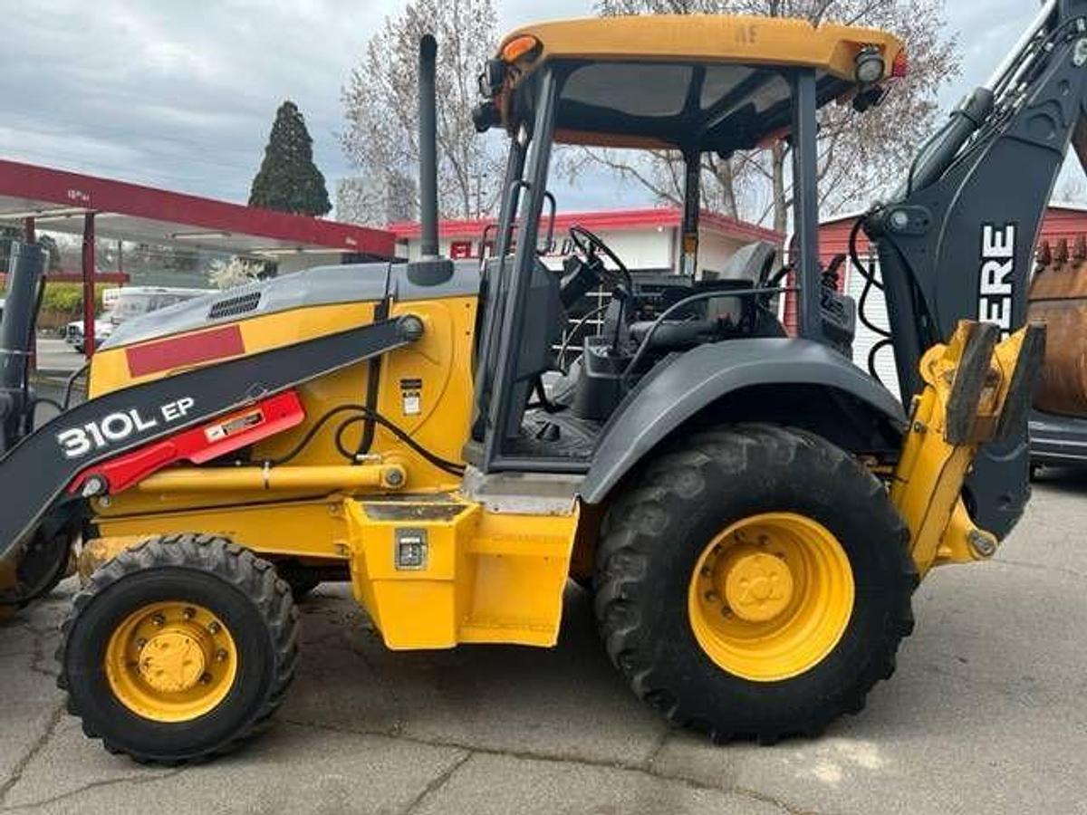 Used 2017 Deere 310L Turbo