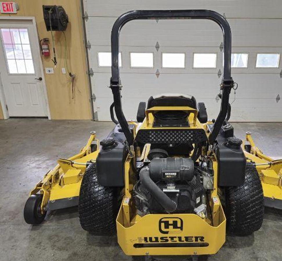 Used 2017 Hustler Super 104