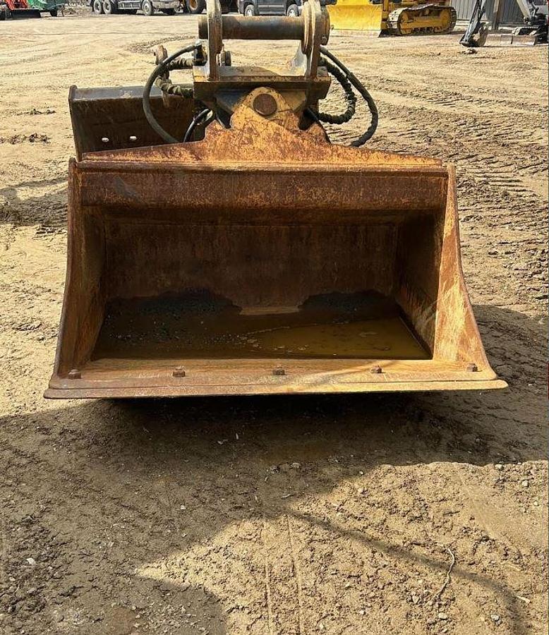 Used 2013 John Deere 180G LC Excavator