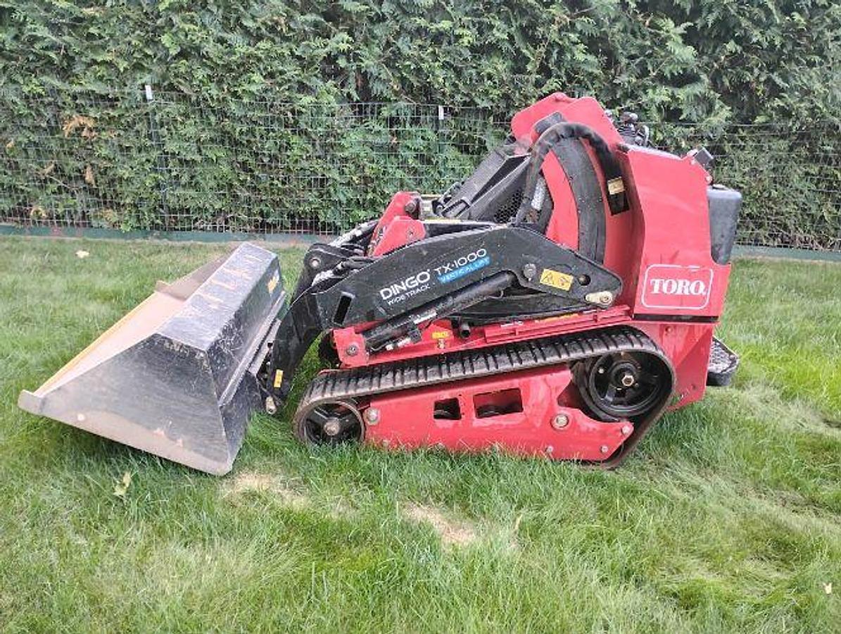 Used 2020 TORO Dingo TX1000 with Four Attachments