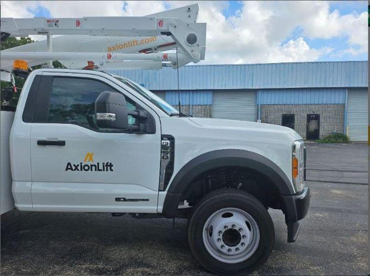 Used 2023 Ford F550 With Mounted On 2023 Axionlift AT4313L