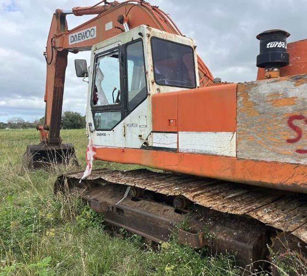 Used 1999 Daewoo Solar 330 II