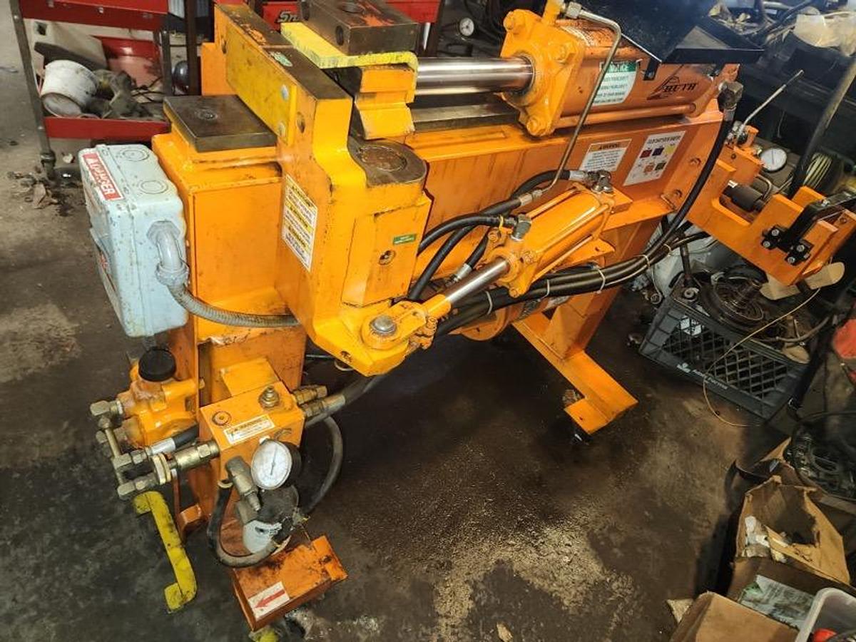 Used 2000 Huth Pipe Bender