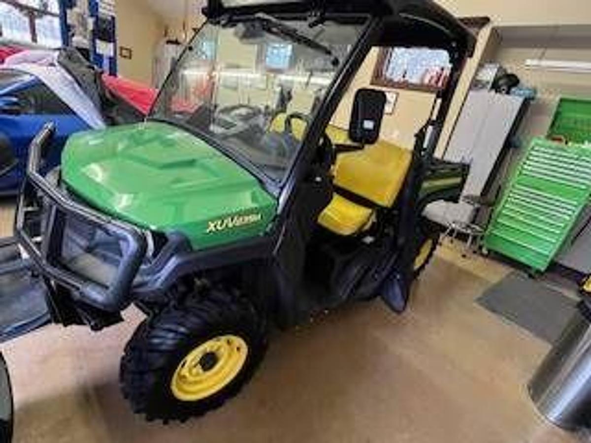 Used 2018 JOHN DEERE XUV835M