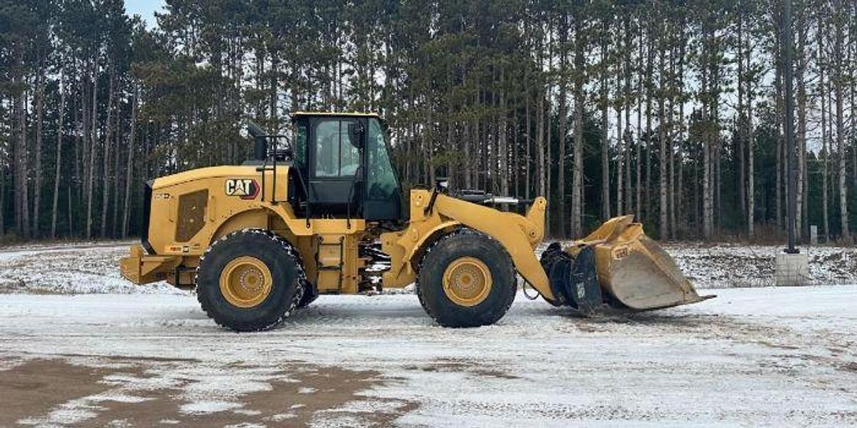 Used 2021 CATERPILLAR 950GC