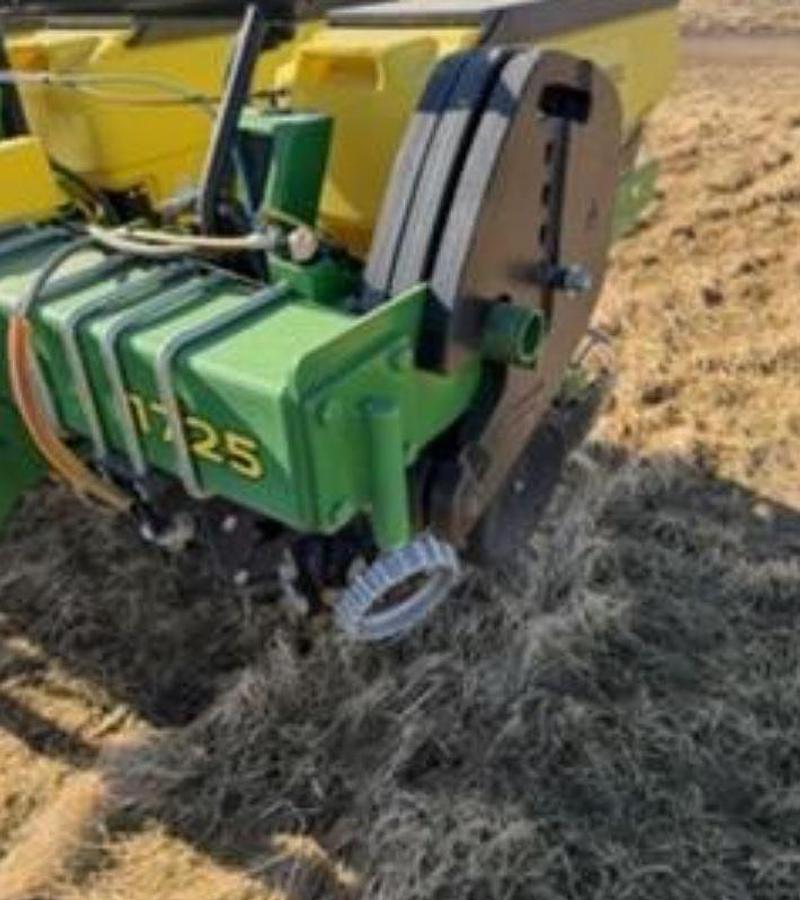 Used 2015 John Deere 1725