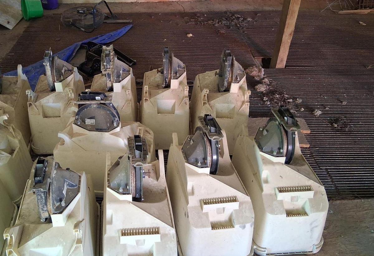 Used 2009 Kinze 3600 Planter