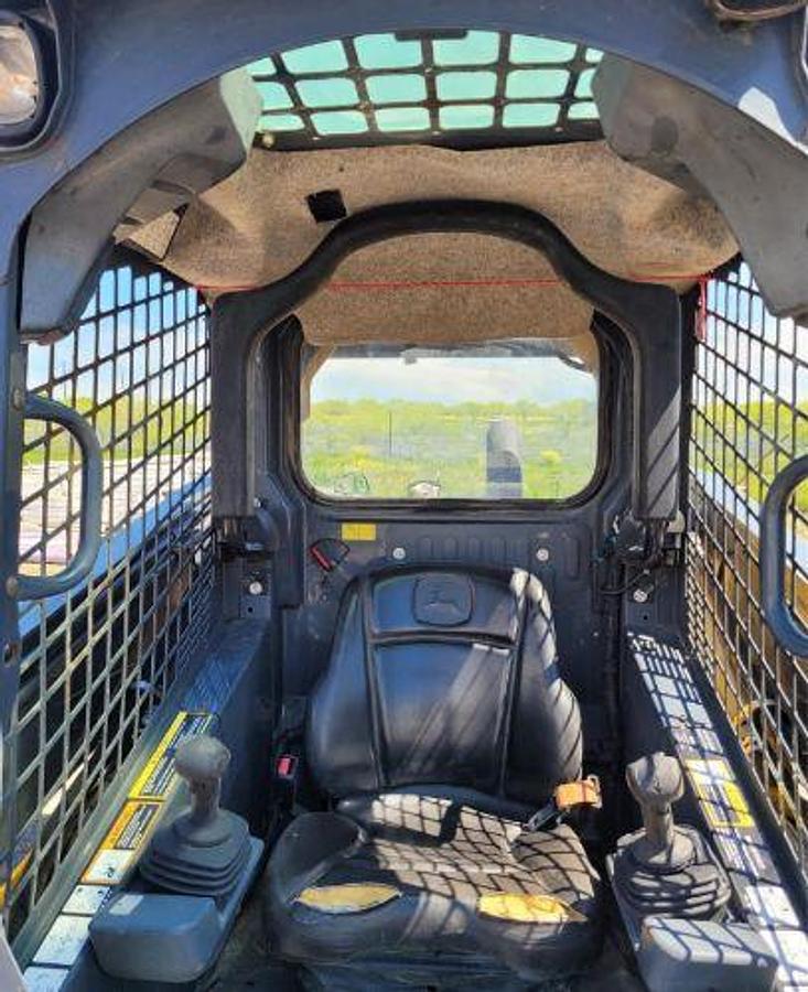 Used 2018 DEERE 331G