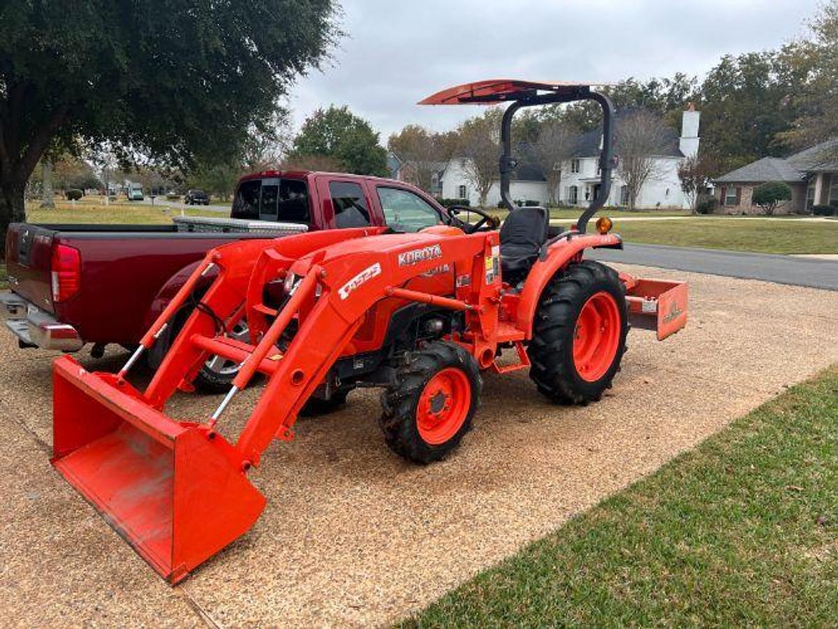 Used 2013 Kubota L3800