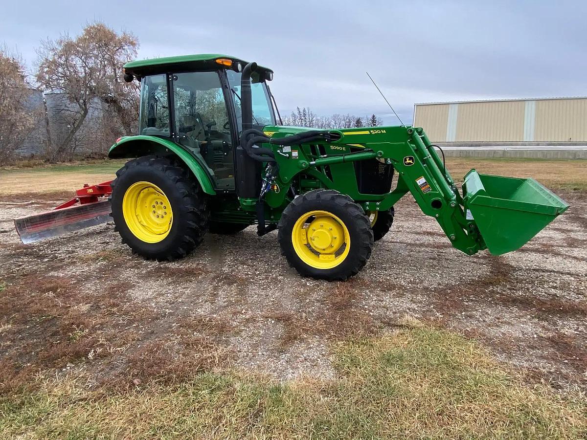 Used 2023 John Deere 5090E
