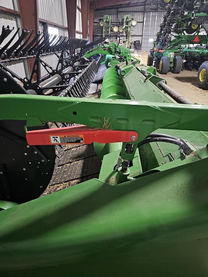 Used 2022 John Deere 40HDF Header