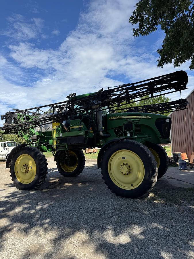 Used John Deere 4720 Self-Propelled Sprayer