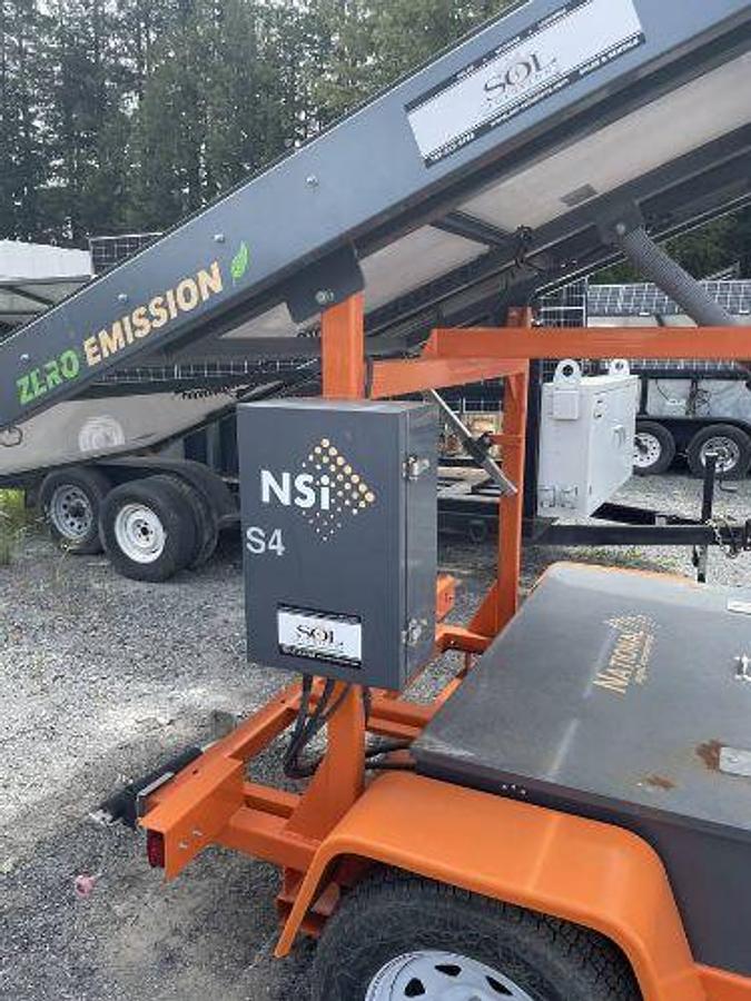 Used 2019 National Signal Solar Light Tower Trailer