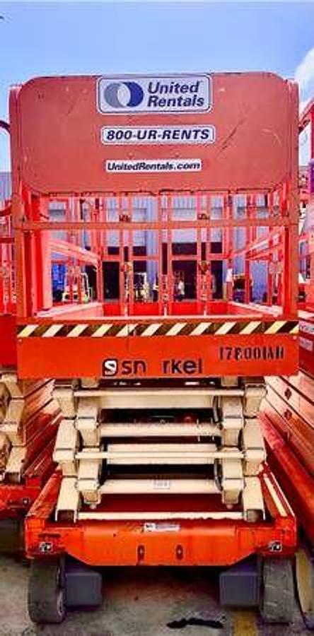 Used 2014 Snorkel S4732E