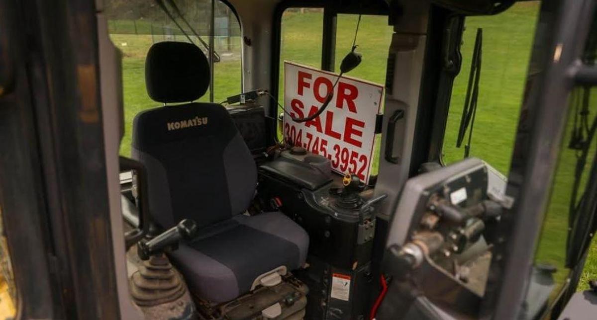 Used 2019 Komatsu D65PXi-18 Dozer