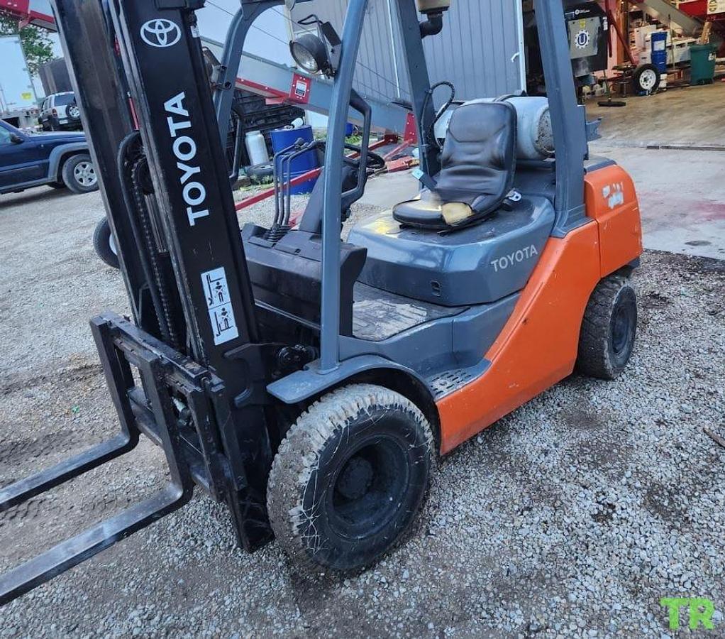 Used 2006 Toyota 8FGU25